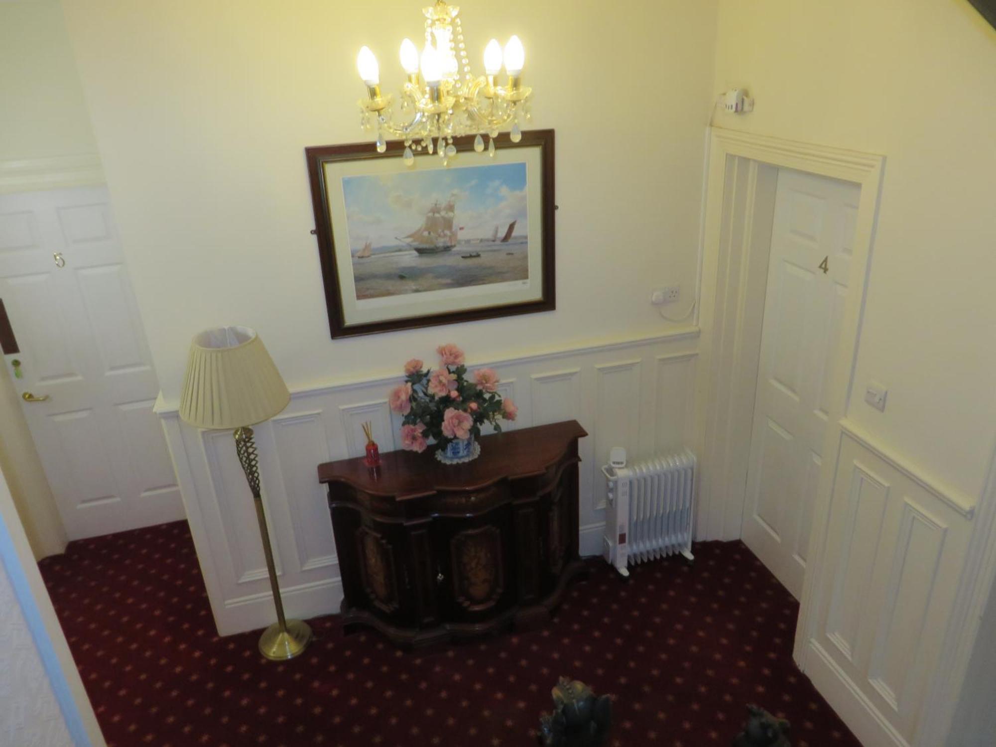 Guest house Three Gables *